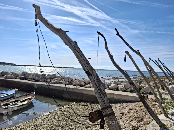 Grue – wooden cranes for boats